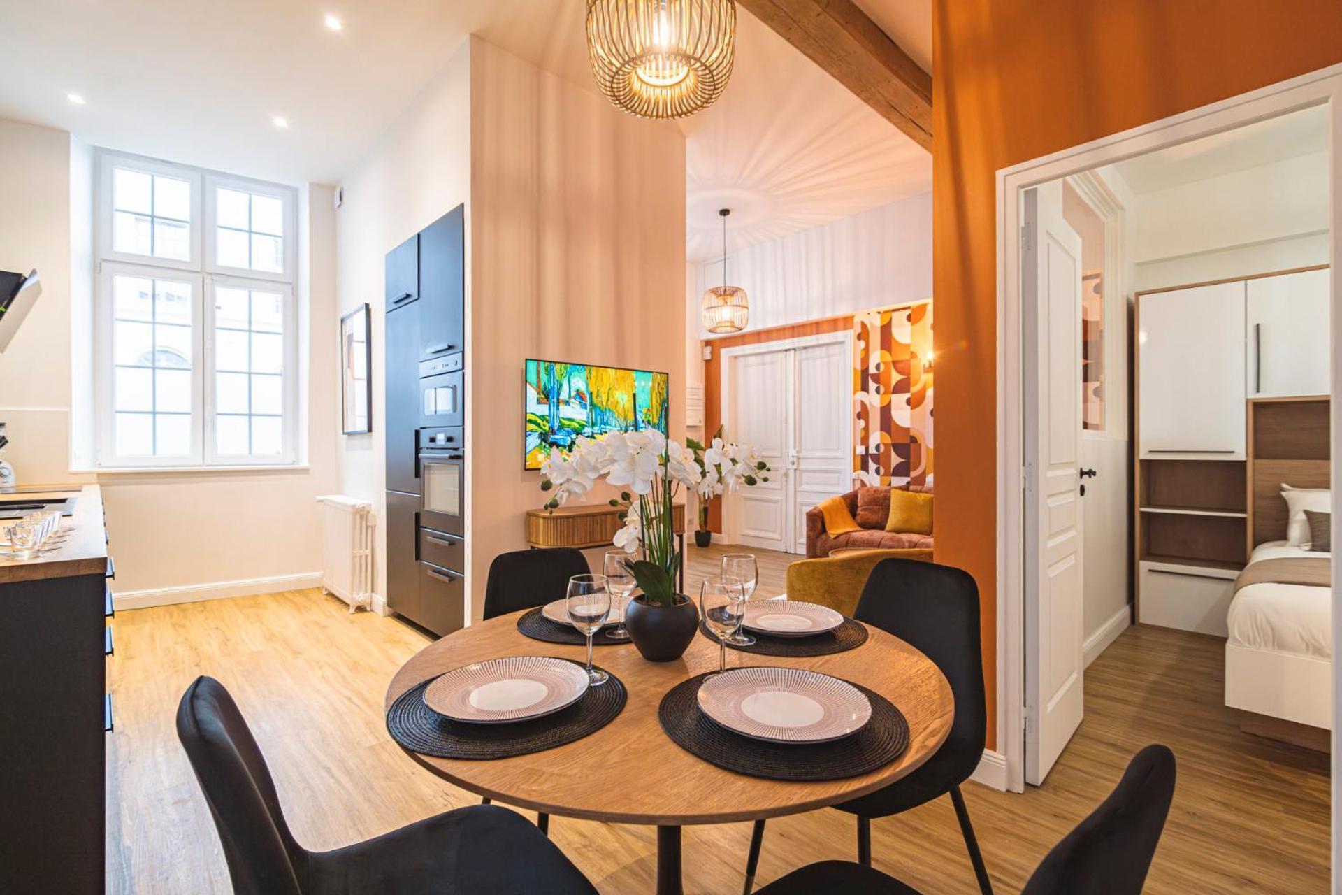 Mm Suites Loft Cathedrale Reims Exterior photo