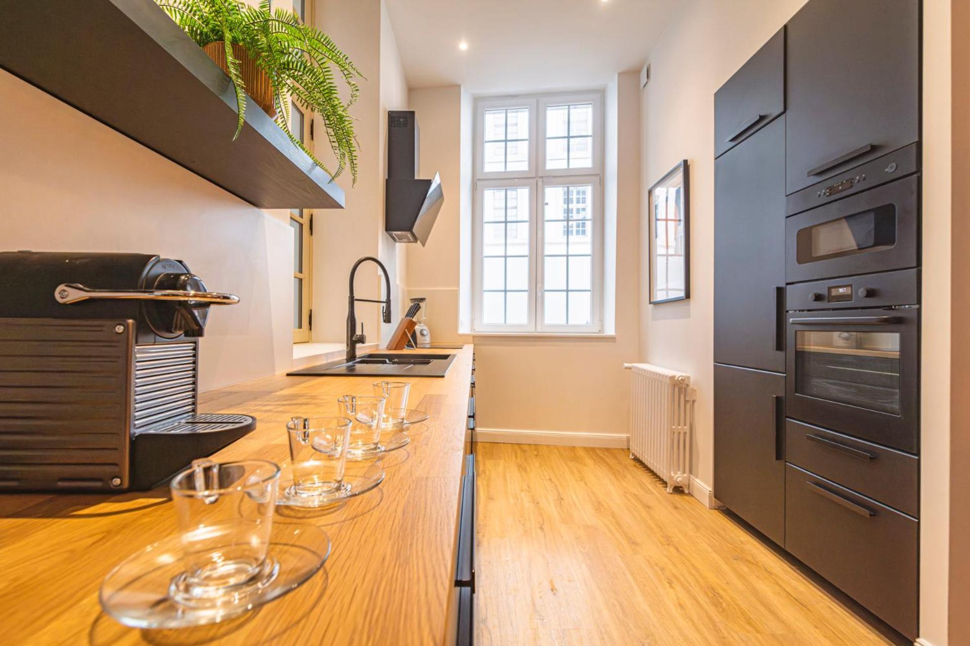 Mm Suites Loft Cathedrale Reims Exterior photo